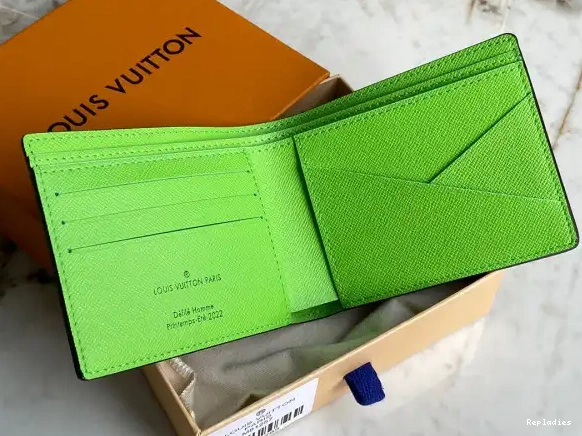 Cheap MULTIPLE LOUIS VUITTON WALLET 0513